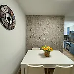 Centrico Con Parking Privado Apartment Vigo