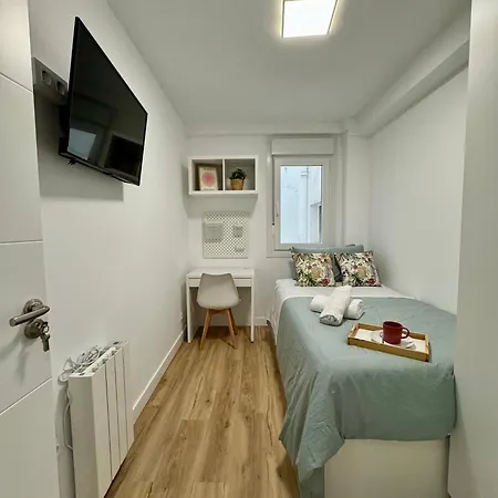 Centrico Con Parking Privado Apartment Vigo